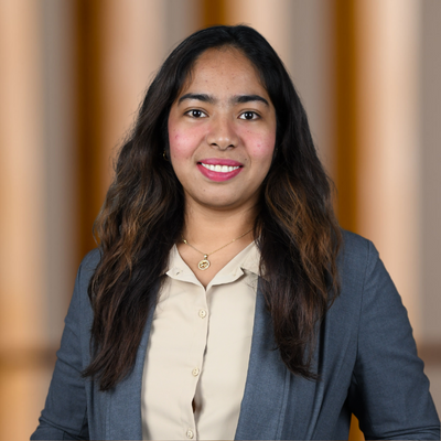 Elloise Abejuela <h1> SENIOR FINANCIAL PLANNING ASSISTANT </h1>